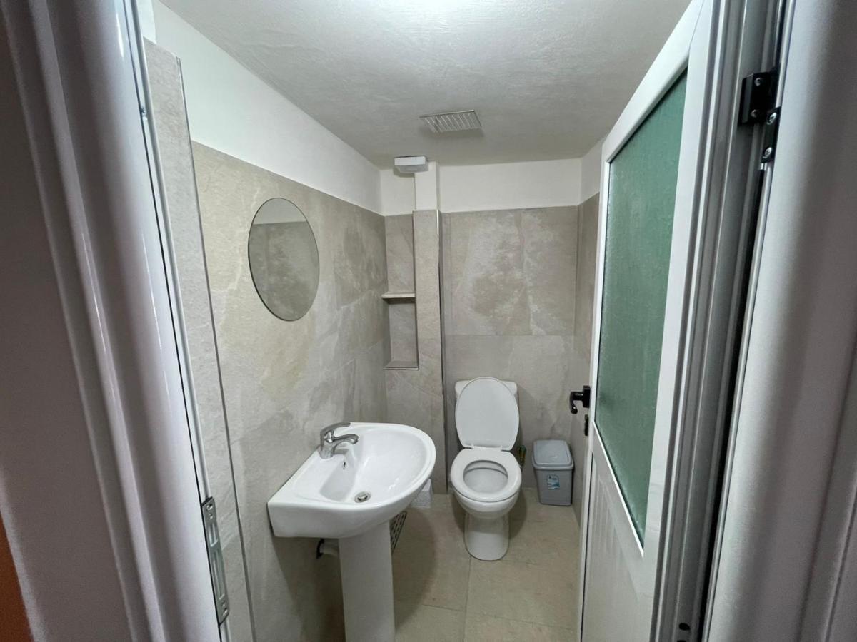 Guest Rooms Arbri Vlore Exterior photo
