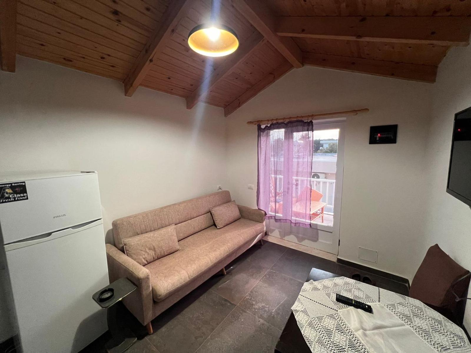 Guest Rooms Arbri Vlore Exterior photo