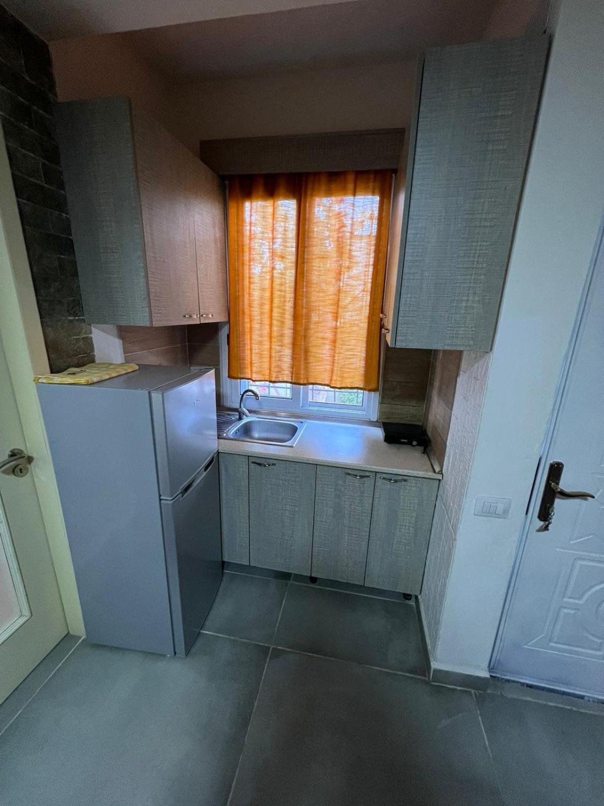 Guest Rooms Arbri Vlore Exterior photo