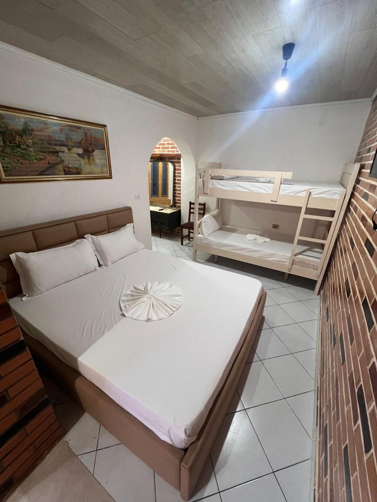 Guest Rooms Arbri Vlore Exterior photo
