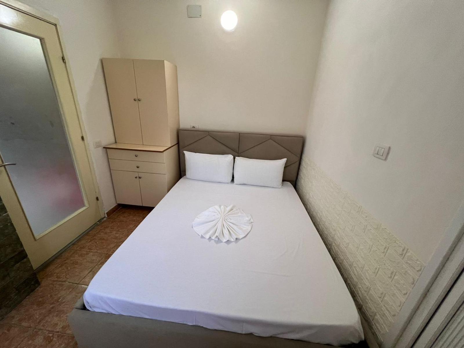 Guest Rooms Arbri Vlore Exterior photo