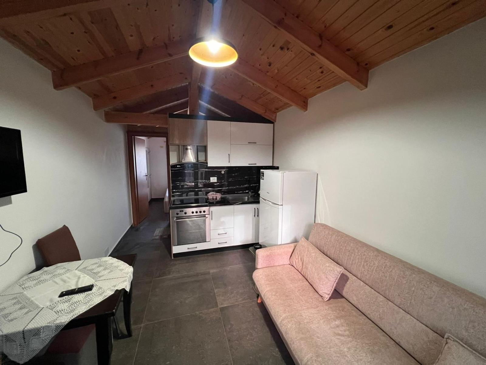 Guest Rooms Arbri Vlore Exterior photo