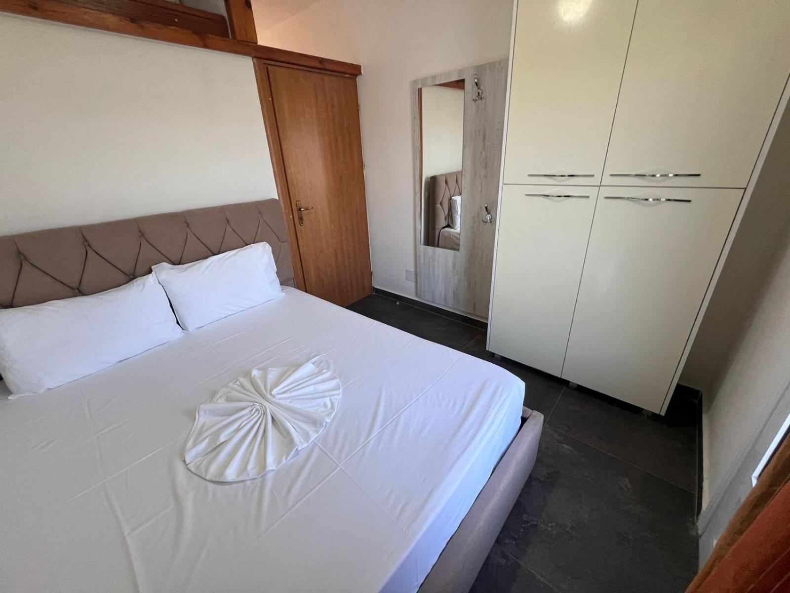 Guest Rooms Arbri Vlore Exterior photo
